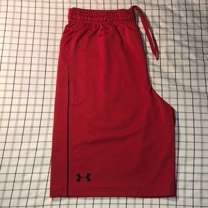 Men’s Under Armour Athletic Shorts Red Sz. M